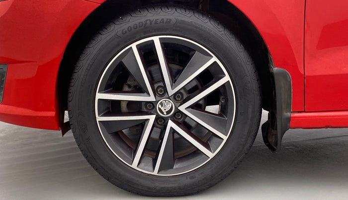 2017 Skoda Rapid Style 1.5 TDI AT, Diesel, Automatic, 61,107 km, Left Front Wheel