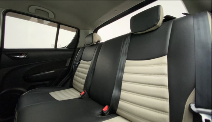 2017 Maruti Swift VXI OPT, Petrol, Manual, 40,076 km, Right Side Rear Door Cabin