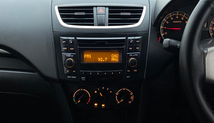 2017 Maruti Swift VXI OPT, Petrol, Manual, 40,076 km, Air Conditioner