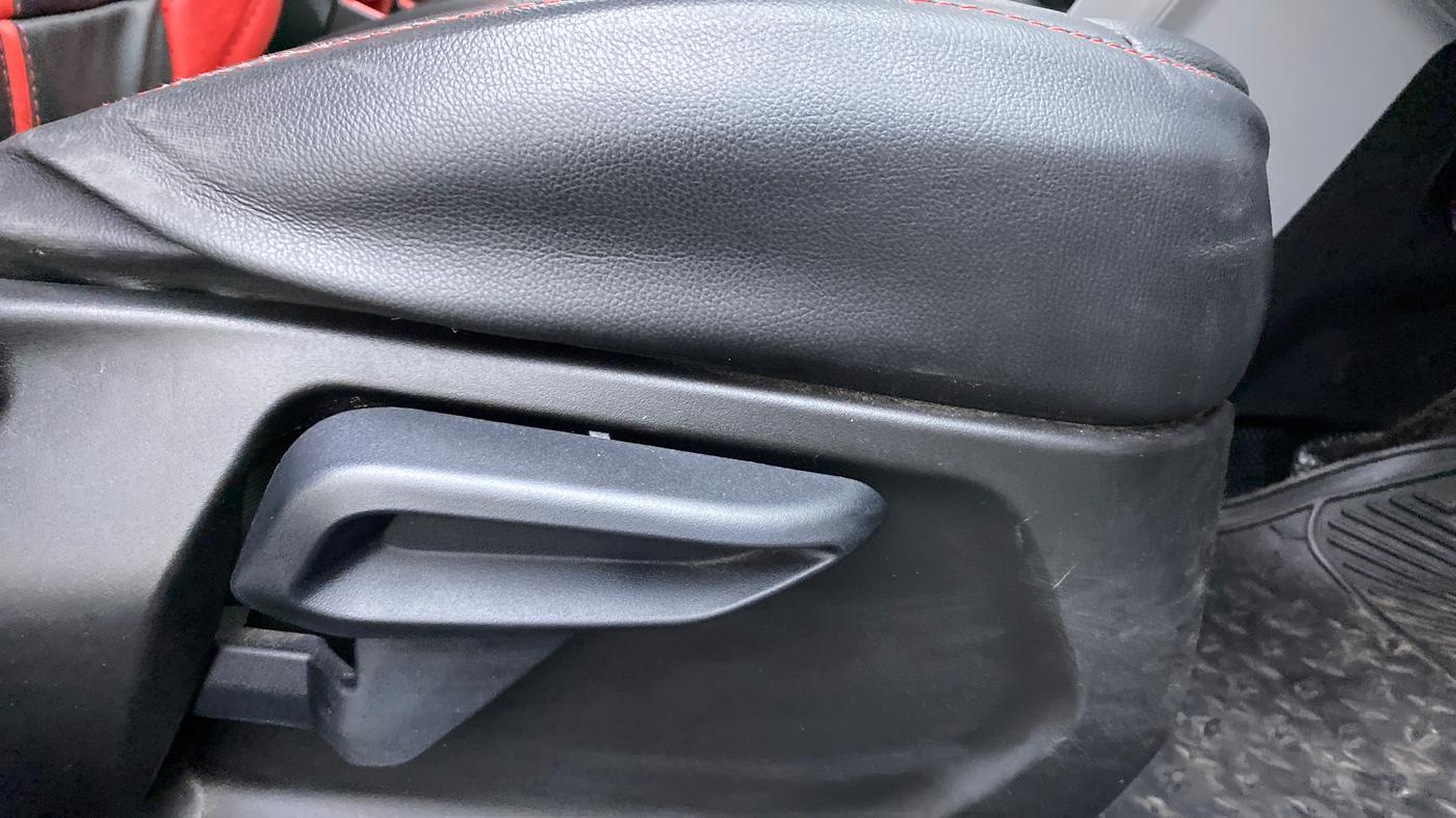 2021 Tata TIGOR XZ PLUS 1.2 REVOTRON, Petrol, Manual, 15,122 km, Driver Side Adjustment Panel