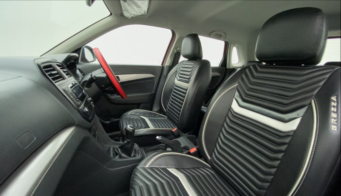 2018 Maruti Vitara Brezza ZDI, Diesel, Manual, 82,563 km, Right Side Front Door Cabin