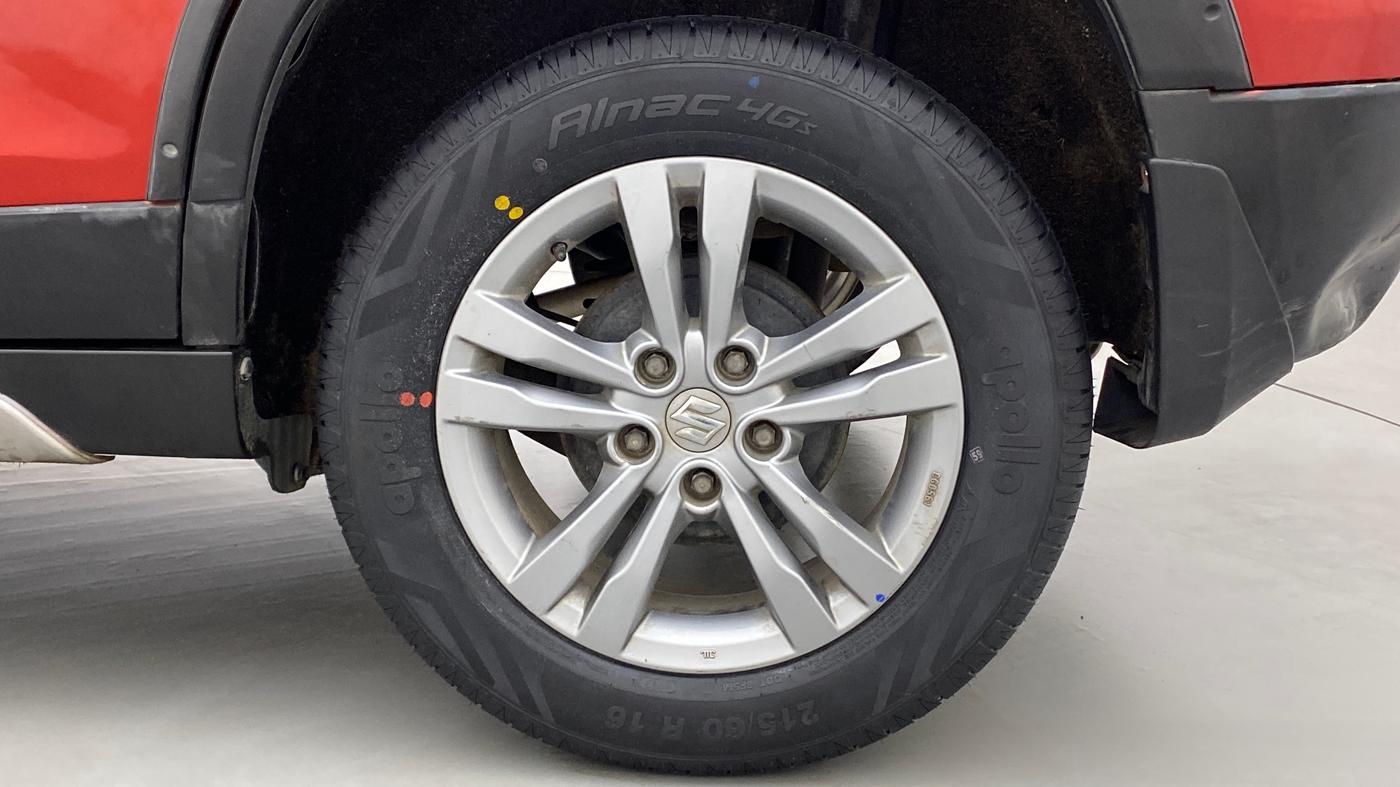 2018 Maruti Vitara Brezza ZDI, Diesel, Manual, 82,563 km, Left Rear Wheel