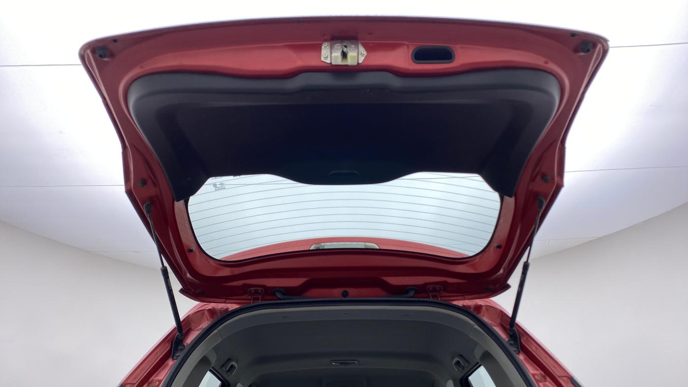 2018 Maruti Vitara Brezza ZDI, Diesel, Manual, 82,563 km, Boot Door Open