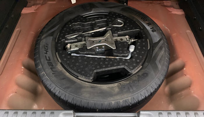 2018 Maruti Vitara Brezza ZDI, Diesel, Manual, 82,563 km, Spare Tyre
