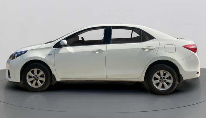 2014 Toyota Corolla Altis G, Petrol, Manual, 68,409 km, Left Side