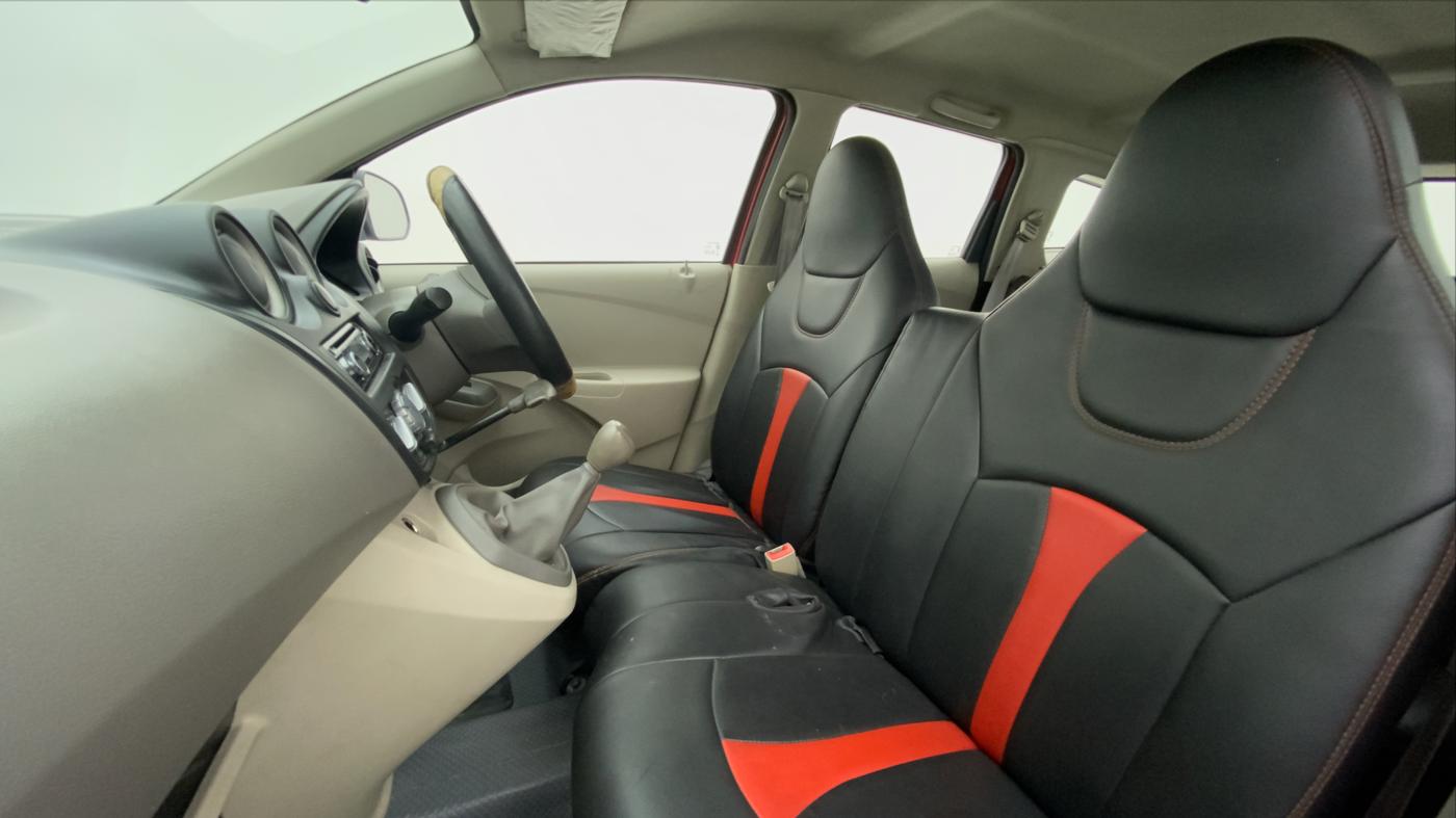 2015 Datsun Go Plus T, Petrol, Manual, 73,717 km, Right Side Front Door Cabin