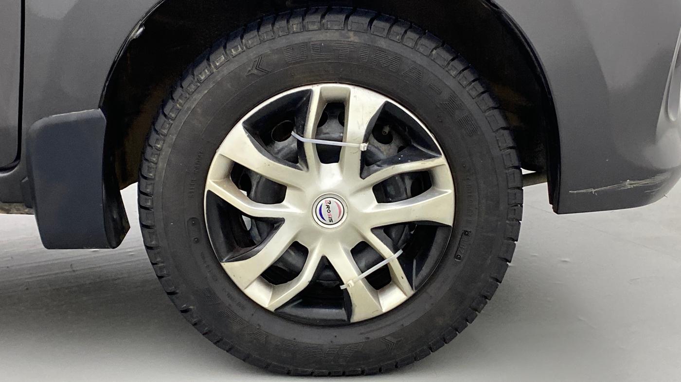 2018 Maruti Alto 800 LXI OPT, Petrol, Manual, 29,608 km, Right Front Wheel