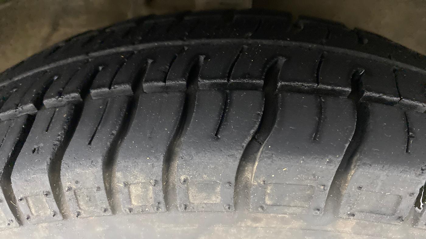 2018 Maruti Alto 800 LXI OPT, Petrol, Manual, 29,608 km, Right Front Tyre Tread