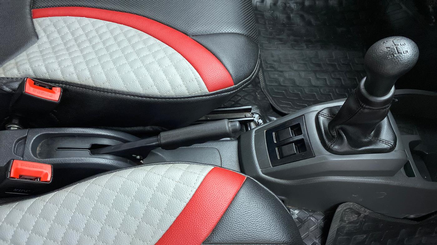 2018 Maruti Alto 800 LXI OPT, Petrol, Manual, 29,608 km, Gear Lever