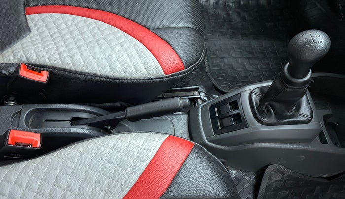 2018 Maruti Alto 800 LXI OPT, Petrol, Manual, 29,608 km, Gear Lever