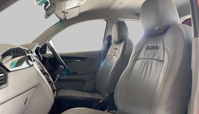 2015 Mahindra Kuv100 K8 5 STR, Petrol, Manual, 63,417 km, Right Side Front Door Cabin