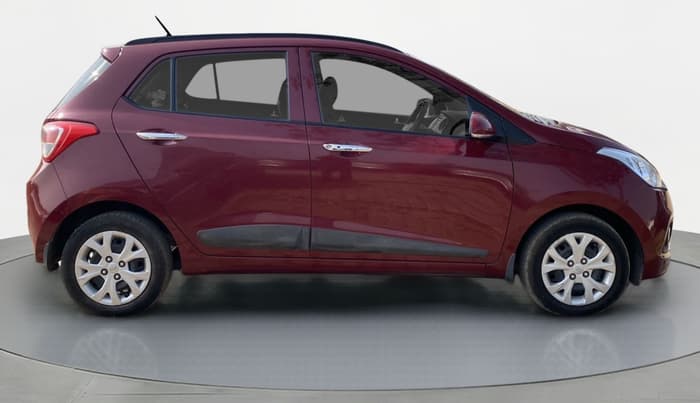 2013 Hyundai Grand i10 SPORTZ 1.2 KAPPA VTVT, Petrol, Manual, 31,833 km, Right Side View