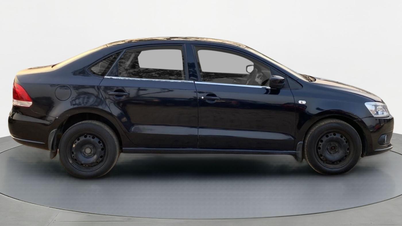 2013 Volkswagen Vento COMFORTLINE MT PETROL, Petrol, Manual, 80,936 km, Right Side View
