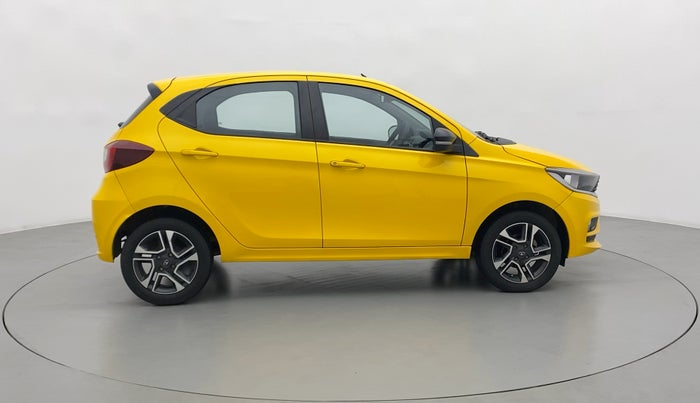 2020 Tata Tiago XZ+ 1.2 Revotron, Petrol, Manual, 14,571 km, Right Side View