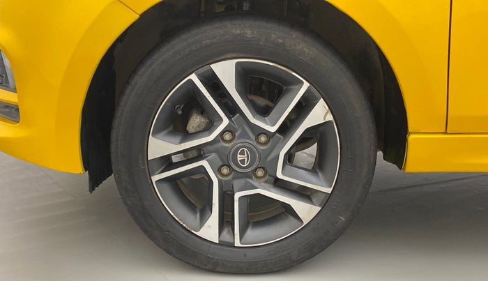 2020 Tata Tiago XZ+ 1.2 Revotron, Petrol, Manual, 14,571 km, Left Front Wheel