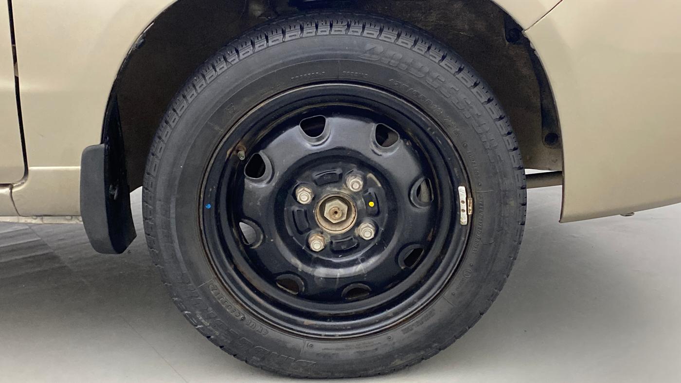 2010 Maruti Alto K10 VXI P, Petrol, Manual, 77,800 km, Right Front Wheel