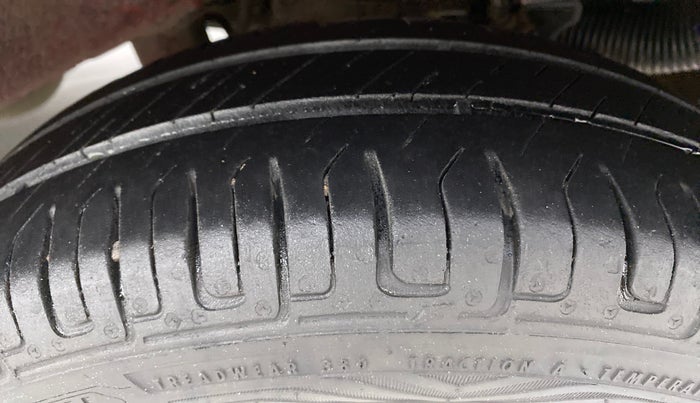 2012 Hyundai Santro Xing GL PLUS, Petrol, Manual, 87,582 km, Left Rear Tyre Tread