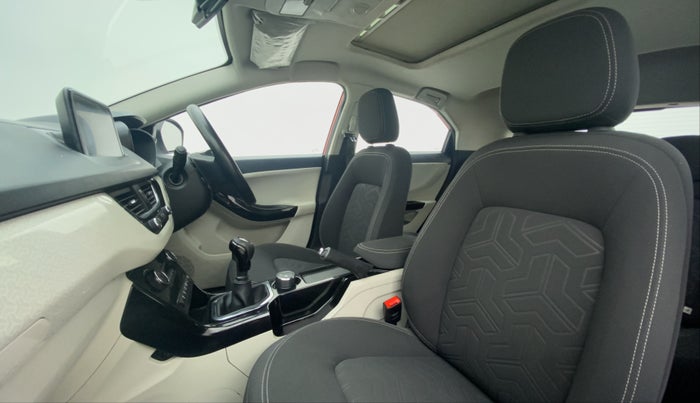 2020 Tata NEXON XZ+ OPT, Diesel, Manual, 17,513 km, Right Side Front Door Cabin