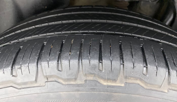 2019 Tata Harrier XZ 2.0L Kryotec, Diesel, Manual, 31,933 km, Right Rear Tyre Tread