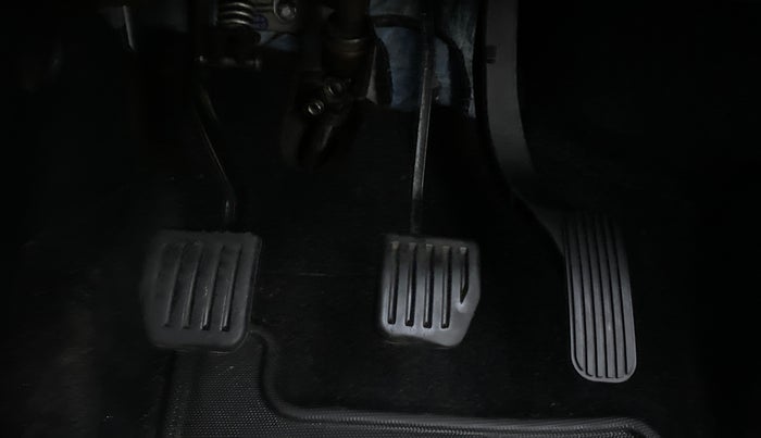 2019 Tata Harrier XZ 2.0L Kryotec, Diesel, Manual, 31,933 km, Pedals