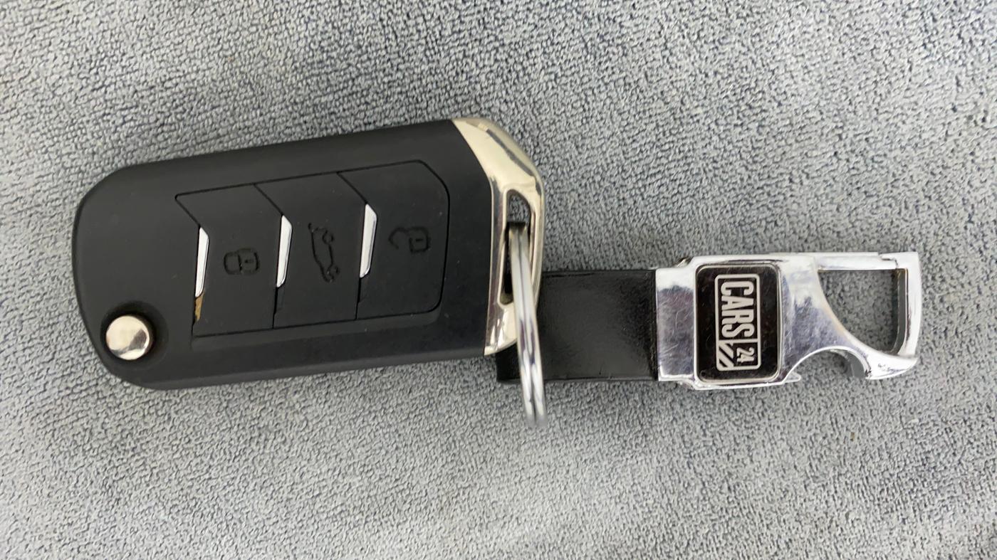 2021 Mahindra Scorpio S5, Diesel, Manual, 14,943 km, Key Close Up