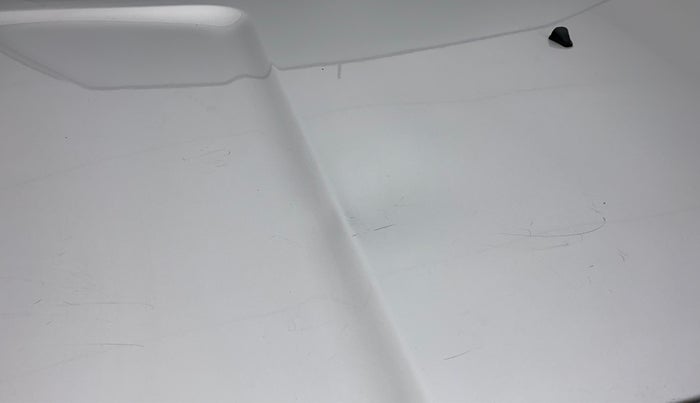2021 Mahindra Scorpio S5, Diesel, Manual, 14,943 km, Bonnet (hood) - Slightly dented