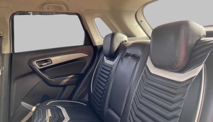 2019 Maruti Vitara Brezza ZDI AMT, Diesel, Automatic, 90,225 km, Right Side Rear Door Cabin