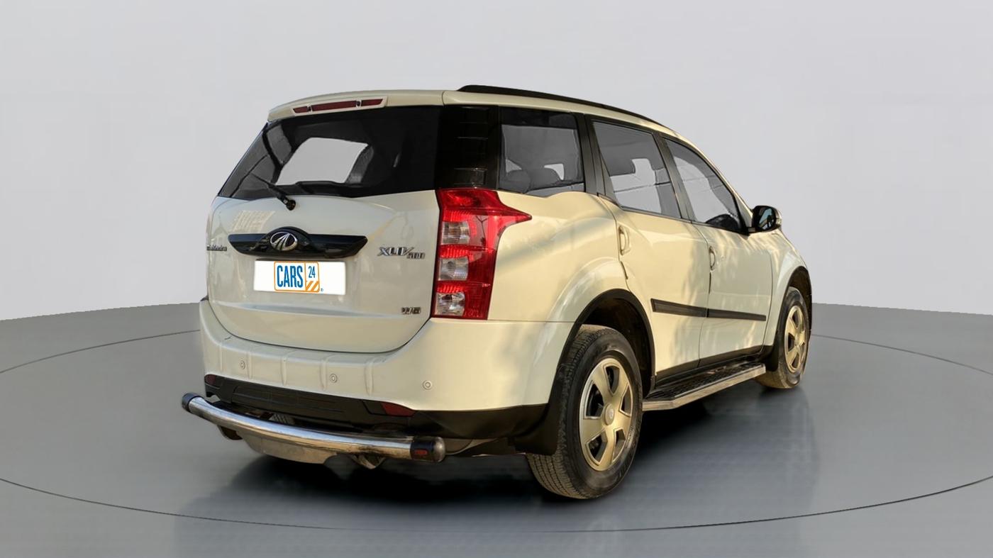 2016 Mahindra XUV500 W6 4X2, Diesel, Manual, 60,390 km, Right Back Diagonal