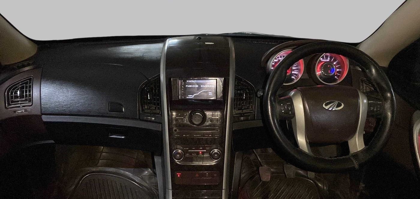 2013 Mahindra XUV500 W6 4X2, Diesel, Manual, 93,539 km, Dashboard