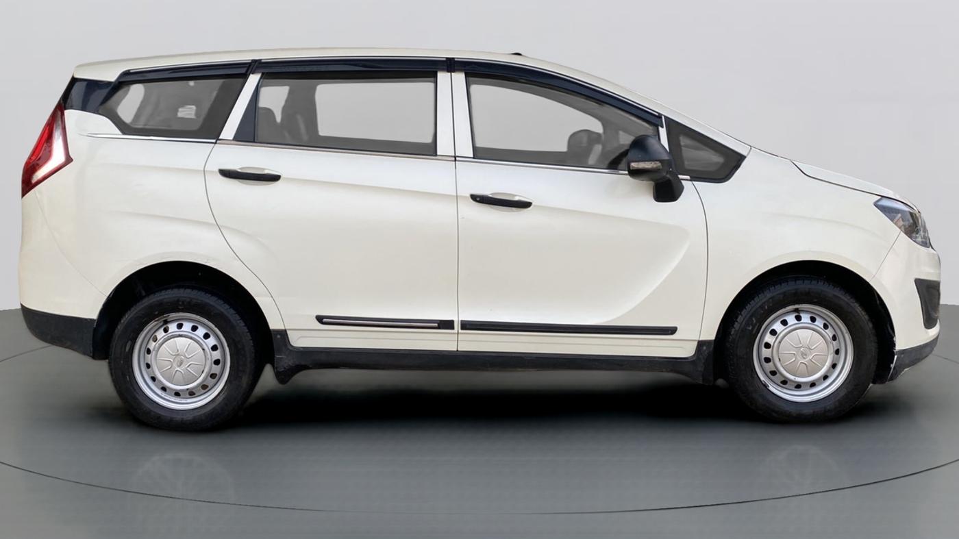 2019 Mahindra MARAZZO M2 8 STR, Diesel, Manual, 67,827 km, Right Side View