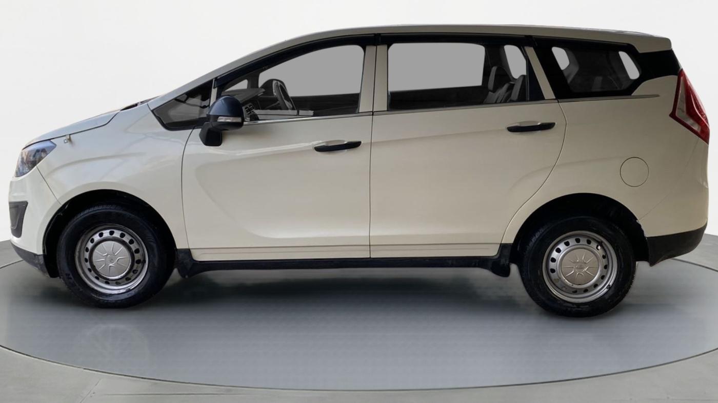 2019 Mahindra MARAZZO M2 8 STR, Diesel, Manual, 67,827 km, Left Side