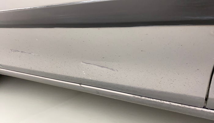 2016 Maruti Ciaz VXI, Petrol, Manual, 51,279 km, Front passenger door - Paint has faded