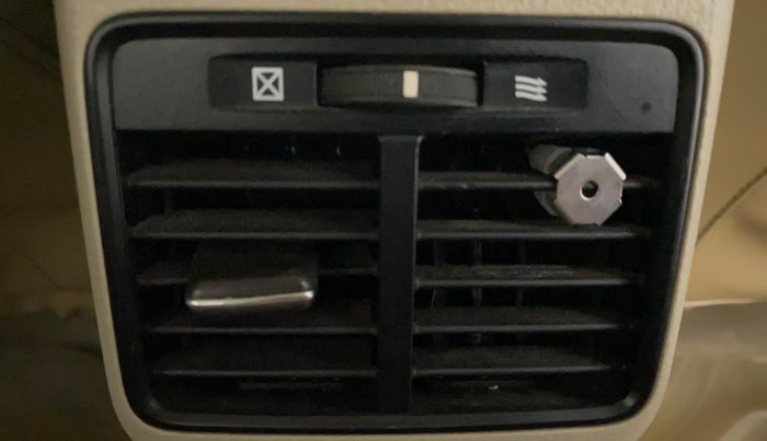 2016 Maruti Ciaz VXI, Petrol, Manual, 51,279 km, Rear AC Vents