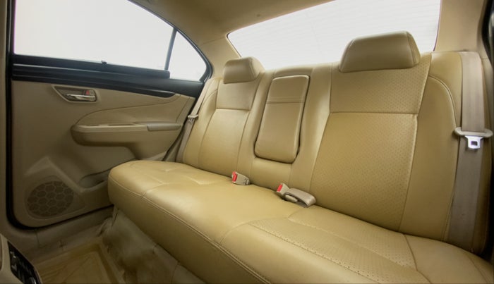 2016 Maruti Ciaz VXI, Petrol, Manual, 51,279 km, Right Side Rear Door Cabin