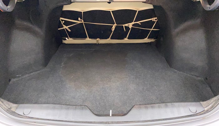 2016 Maruti Ciaz VXI, Petrol, Manual, 51,279 km, Boot Inside
