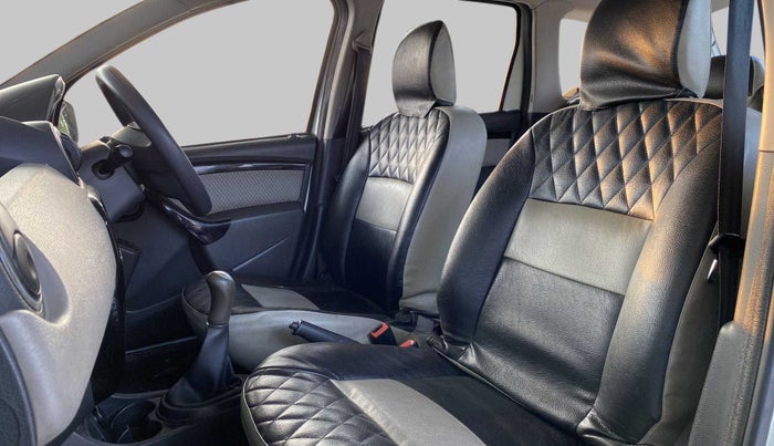 2015 Renault Duster 85 PS RXL, Diesel, Manual, 81,557 km, Right Side Front Door Cabin