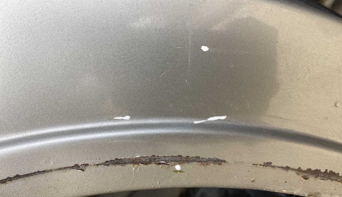 2010 Mahindra Scorpio SLE BS III, Diesel, Manual, 65,062 km, Right C pillar - Slightly rusted