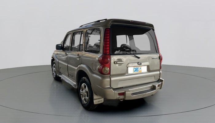 2010 Mahindra Scorpio SLE BS III, Diesel, Manual, 65,062 km, Left Back Diagonal