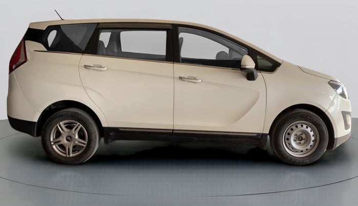 2019 Mahindra MARAZZO M6 8 STR, Diesel, Manual, 61,781 km, Right Side View