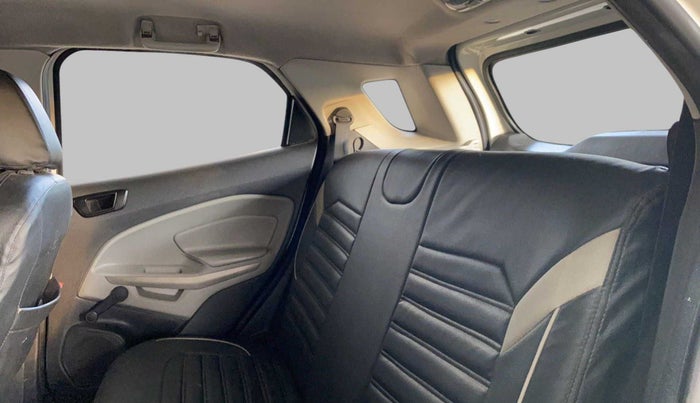 2016 Ford Ecosport 1.5 AMBIENTE TDCI, Diesel, Manual, 96,400 km, Right Side Rear Door Cabin