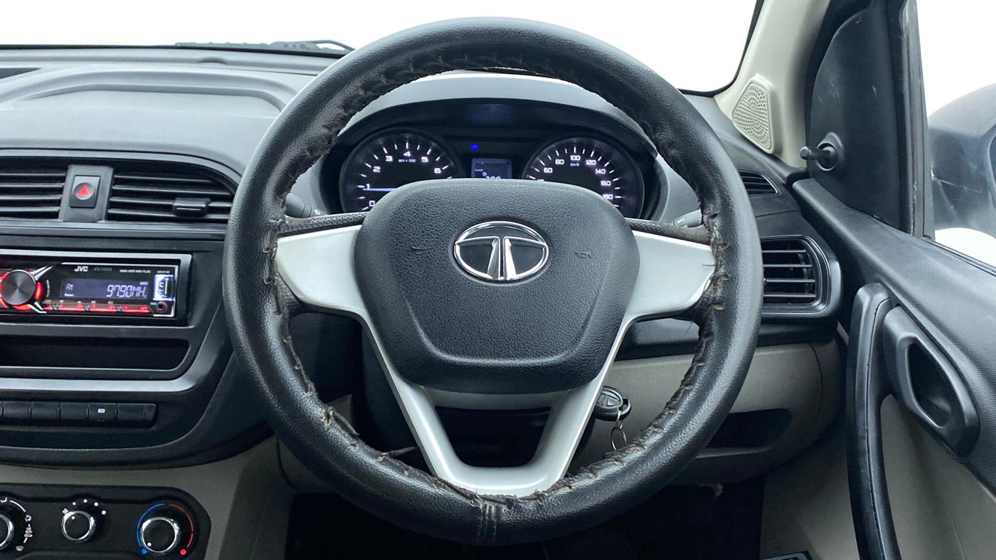 2017 Tata Tiago XE 1.05 REVOTORQ, Diesel, Manual, 75,730 km, Steering Wheel Close Up