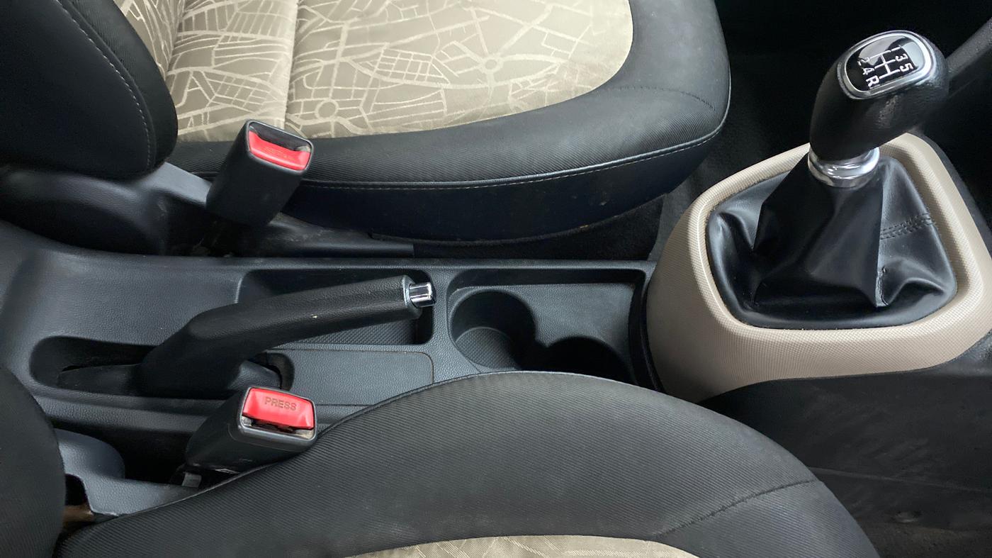 2014 Hyundai Grand i10 ASTA 1.2 KAPPA VTVT, Petrol, Manual, 93,104 km, Gear Lever