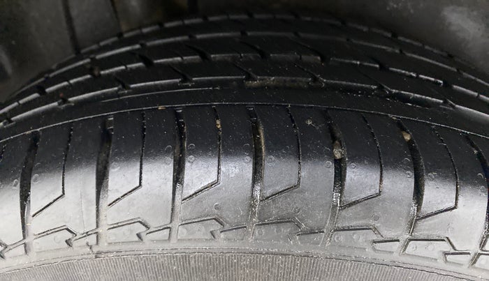 2021 Maruti S Cross SIGMA 1.5, Petrol, Manual, 11,402 km, Right Rear Tyre Tread