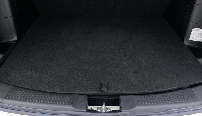 2021 Maruti S Cross SIGMA 1.5, Petrol, Manual, 11,402 km, Boot Inside