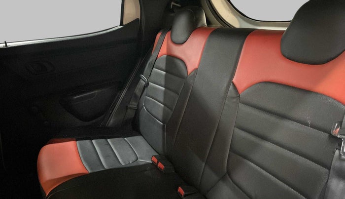 2017 Renault Kwid RXL, Petrol, Manual, 40,115 km, Right Side Rear Door Cabin