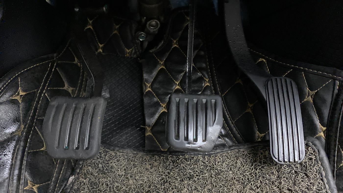 2019 Tata Harrier XZ 2.0L Kryotec, Diesel, Manual, 48,652 km, Pedals