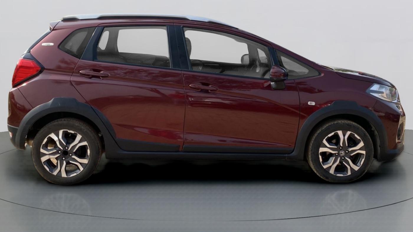 2018 Honda WR-V 1.5 i-DTEC S MT, Diesel, Manual, 98,117 km, Right Side View
