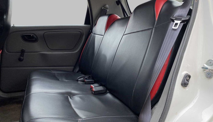 2014 Maruti Alto K10 LXI P, Petrol, Manual, 21,942 km, Right Side Rear Door Cabin