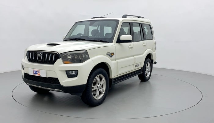 2015 Mahindra Scorpio S10, Diesel, Manual, 39,216 km, Left Front Diagonal
