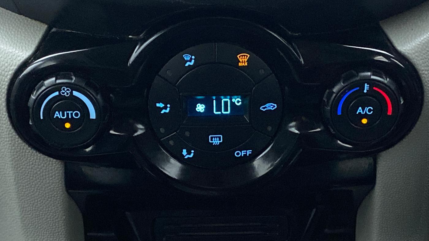 2017 Ford Ecosport 1.5 TREND+ TDCI, Diesel, Manual, 80,028 km, Automatic Climate Control